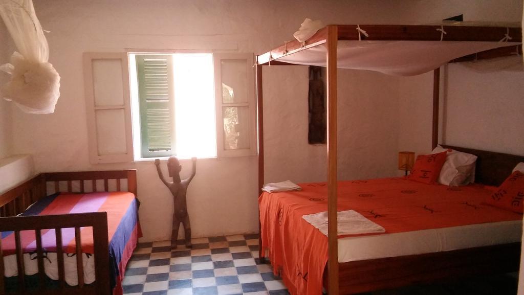 Gorée Maison Augustin Ly מראה חיצוני תמונה