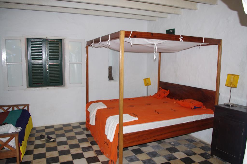 Gorée Maison Augustin Ly חדר תמונה